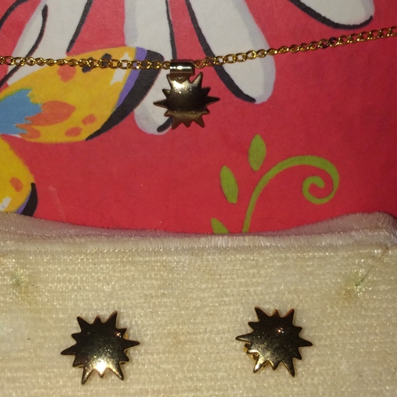 Real vintage jewelry - matching gold necklace and earrings - Picture 4 of 6